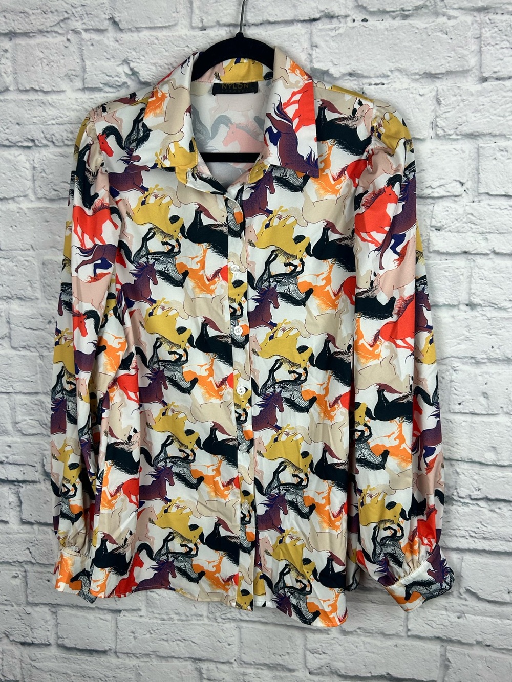 Nylon Apparel Horse Print Button Front Blouse Women’s Large Western Equestrian